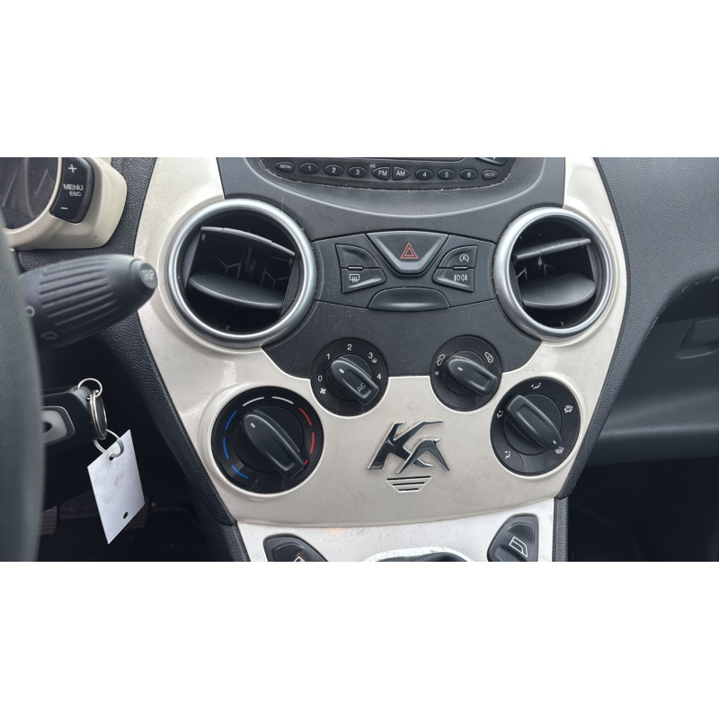 FORD KA 2 PHASE 2 1.2i - 8V Photo n°13
