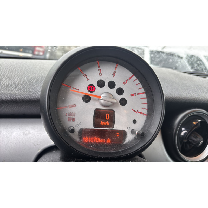 MINI MINI 2 R56 PHASE 2 1.6D - 16V TURBO ONE D Photo n°21