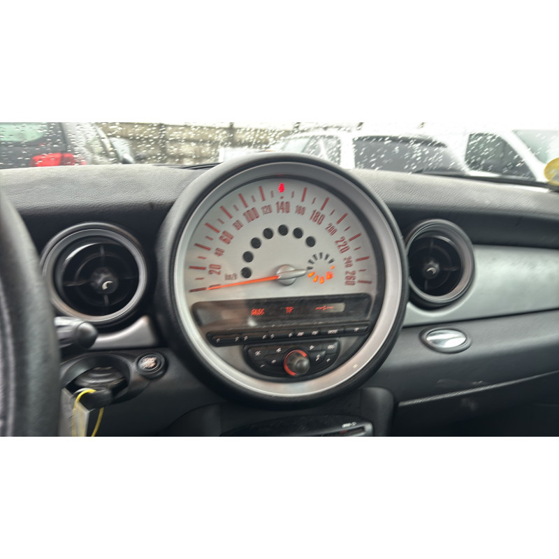 MINI MINI 2 R56 PHASE 2 1.6D - 16V TURBO ONE D Photo n°23