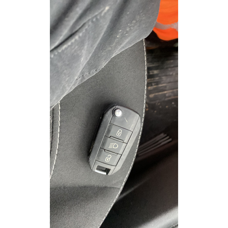 PEUGEOT 208 1 PHASE 2 1.2 VTI - 12V Photo n°11