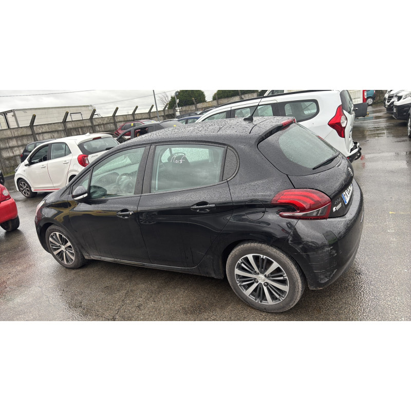 PEUGEOT 208 1 PHASE 2 1.2 VTI - 12V Photo n°12