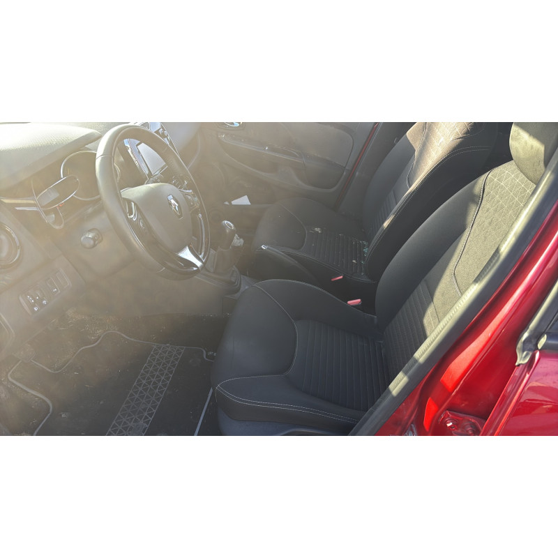 RENAULT CLIO 4 PHASE 1 1.2i - 16V Photo n°11