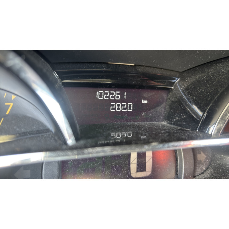 RENAULT CLIO 4 PHASE 1 1.2i - 16V Photo n°16