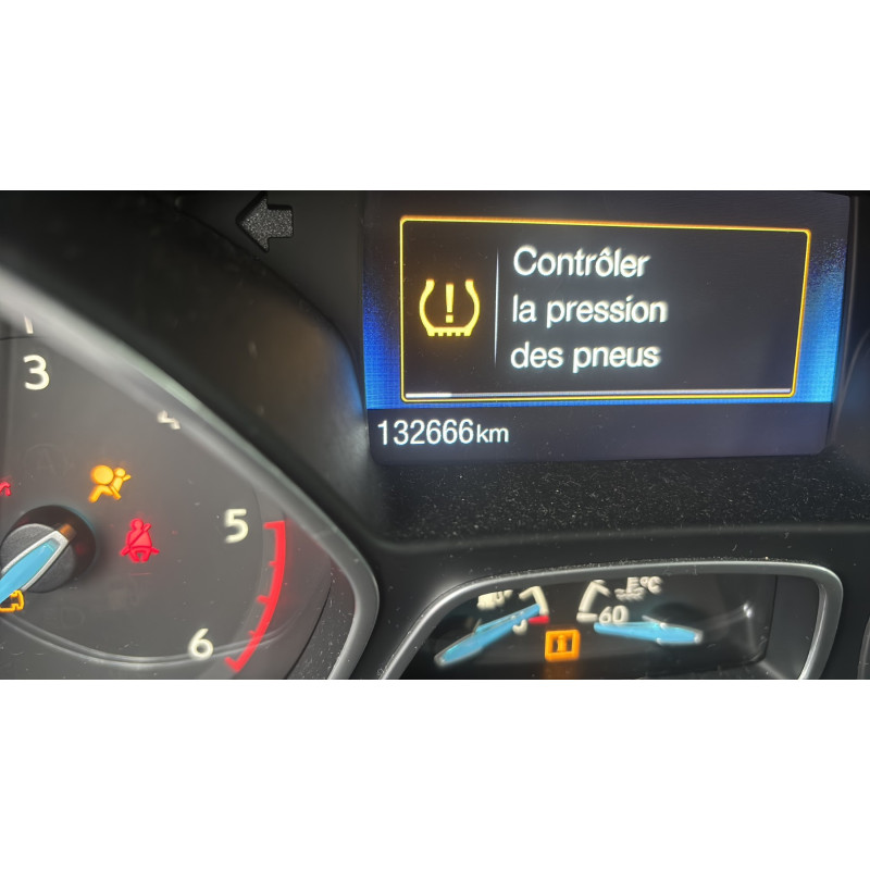 FORD FOCUS 3 PHASE 2 1.5 TDCI - 8V TURBO Photo n°17