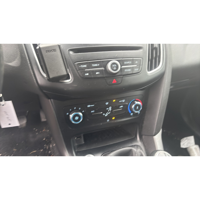 FORD FOCUS 3 PHASE 2 1.5 TDCI - 8V TURBO Photo n°19