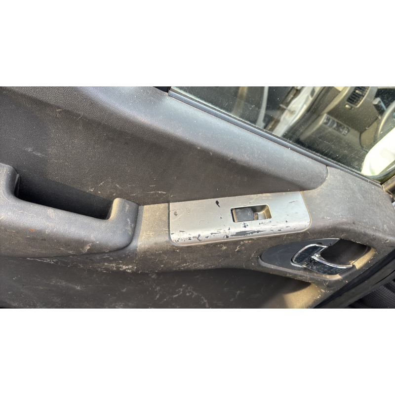 NISSAN NAVARA 1 PHASE 1 2.5 DCI - 16V TURBO 4X4 Photo n°12