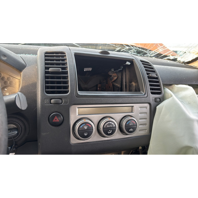 NISSAN NAVARA 1 PHASE 1 2.5 DCI - 16V TURBO 4X4 Photo n°18