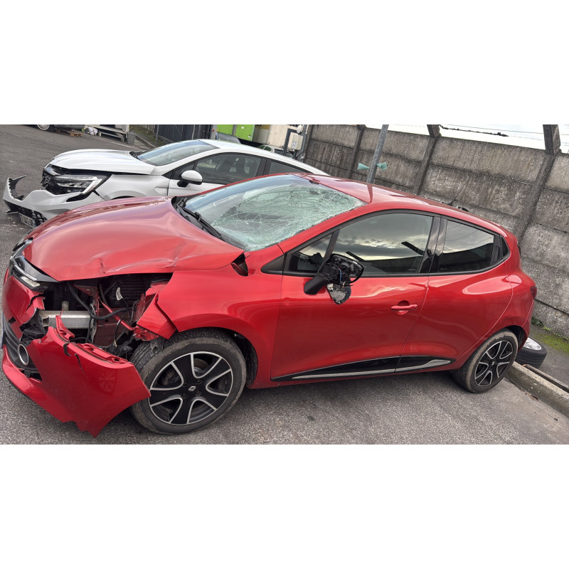 RENAULT CLIO 4 PHASE 1 0.9i - 12V TURBO TCE 90 Photo n°19