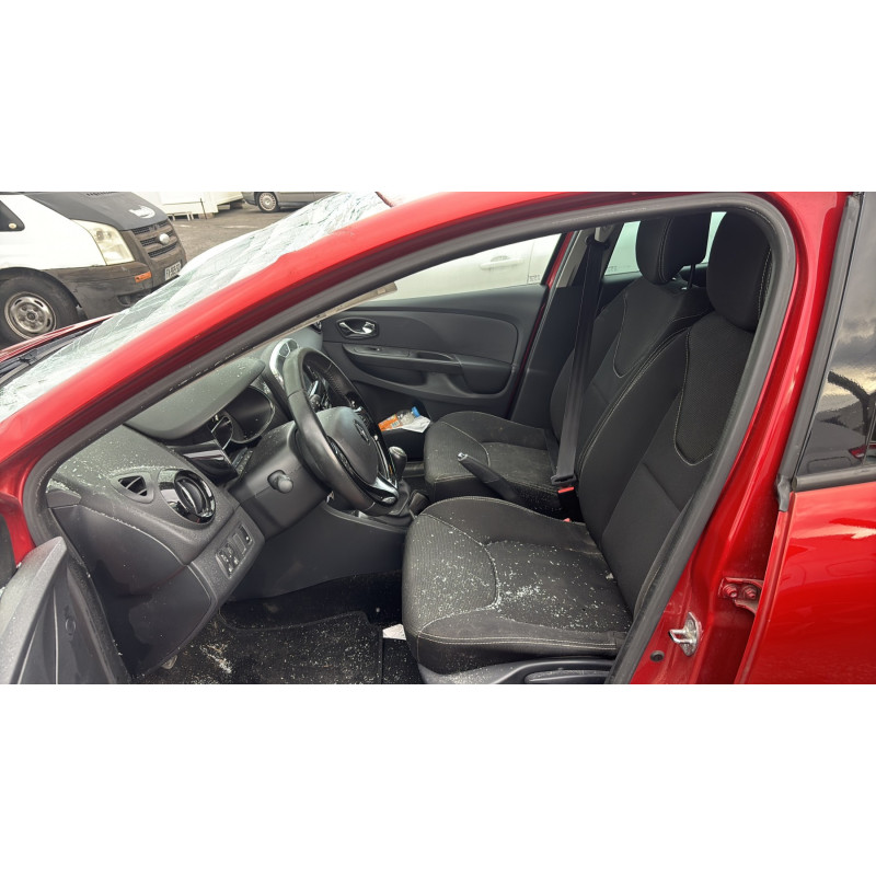 RENAULT CLIO 4 PHASE 1 0.9i - 12V TURBO TCE 90 Photo n°21