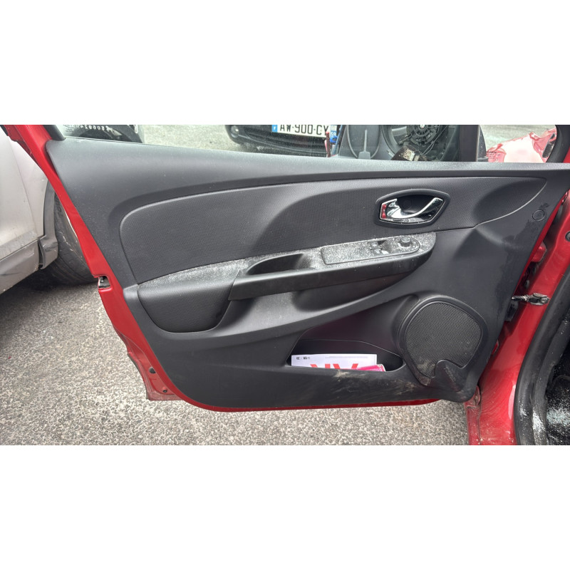 RENAULT CLIO 4 PHASE 1 0.9i - 12V TURBO TCE 90 Photo n°22