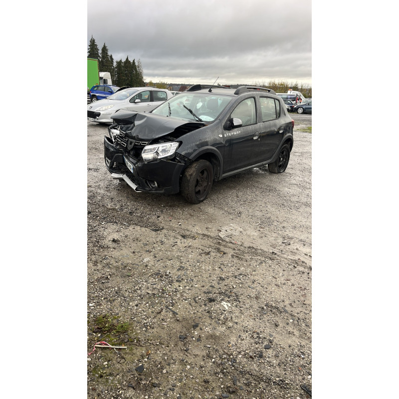 DACIA SANDERO 2 PHASE 2 1.0i - 12V TURBO TCE 100 Photo n°1