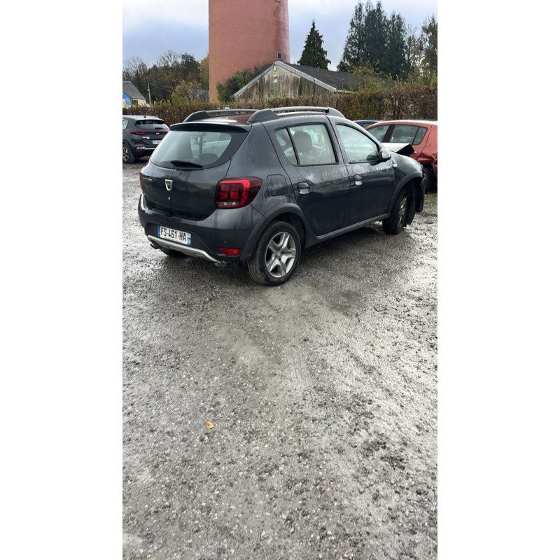 DACIA SANDERO 2 PHASE 2 1.0i - 12V TURBO TCE 100 Photo n°3