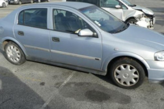 Serrure de coffre OPEL ASTRA G