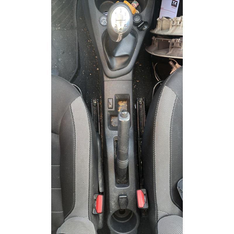 DACIA SANDERO 2 PHASE 2 1.0i - 12V TURBO TCE 100 Photo n°29