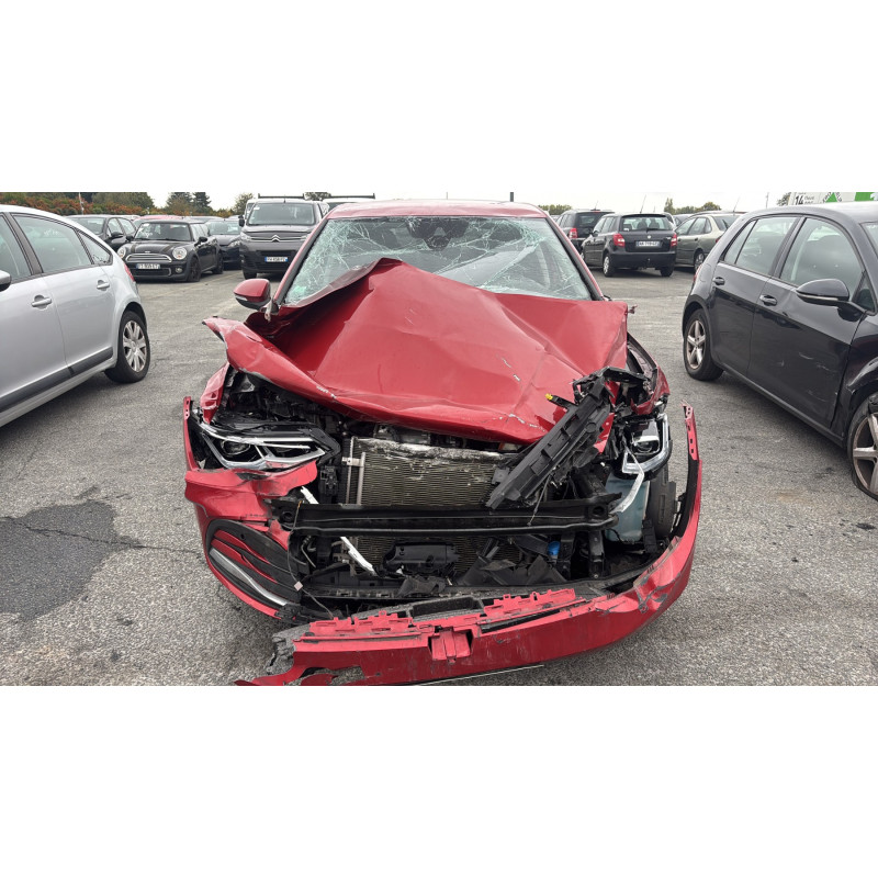 VOLKSWAGEN GOLF 8 PHASE 1 1.0 TSI - 12V TURBO Photo n°18