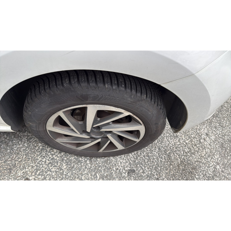 VOLKSWAGEN POLO 5 PHASE 2 1.2 TSI - 16V TURBO Photo n°14