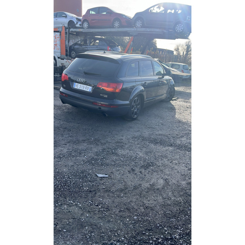 AUDI Q7 1 PHASE 1 3.0 TDI - 24V V6 TURBO QUATTRO 4X4 Photo n°3