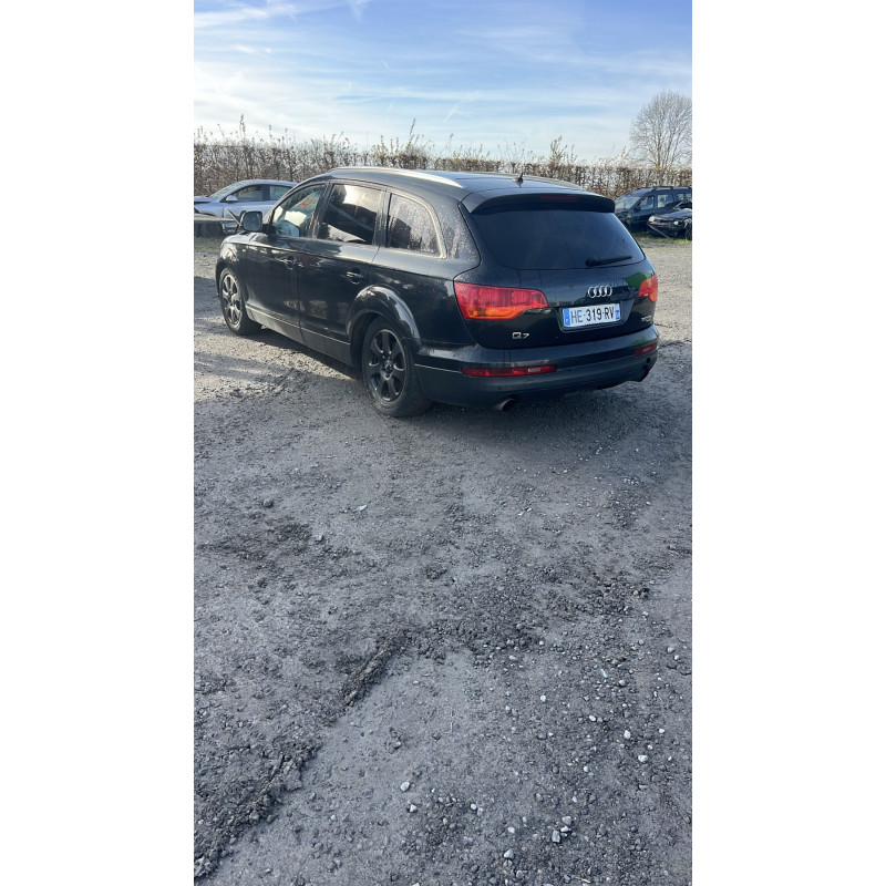 AUDI Q7 1 PHASE 1 3.0 TDI - 24V V6 TURBO QUATTRO 4X4 Photo n°4