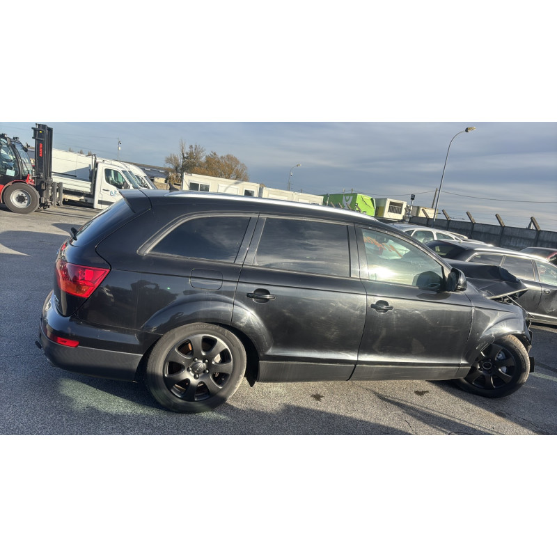 AUDI Q7 1 PHASE 1 3.0 TDI - 24V V6 TURBO QUATTRO 4X4 Photo n°18