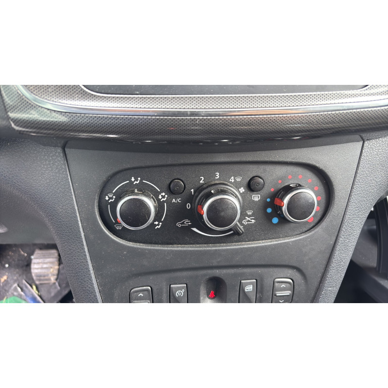 DACIA SANDERO 2 PHASE 2 1.0i - 12V TURBO SCE 100 Photo n°18