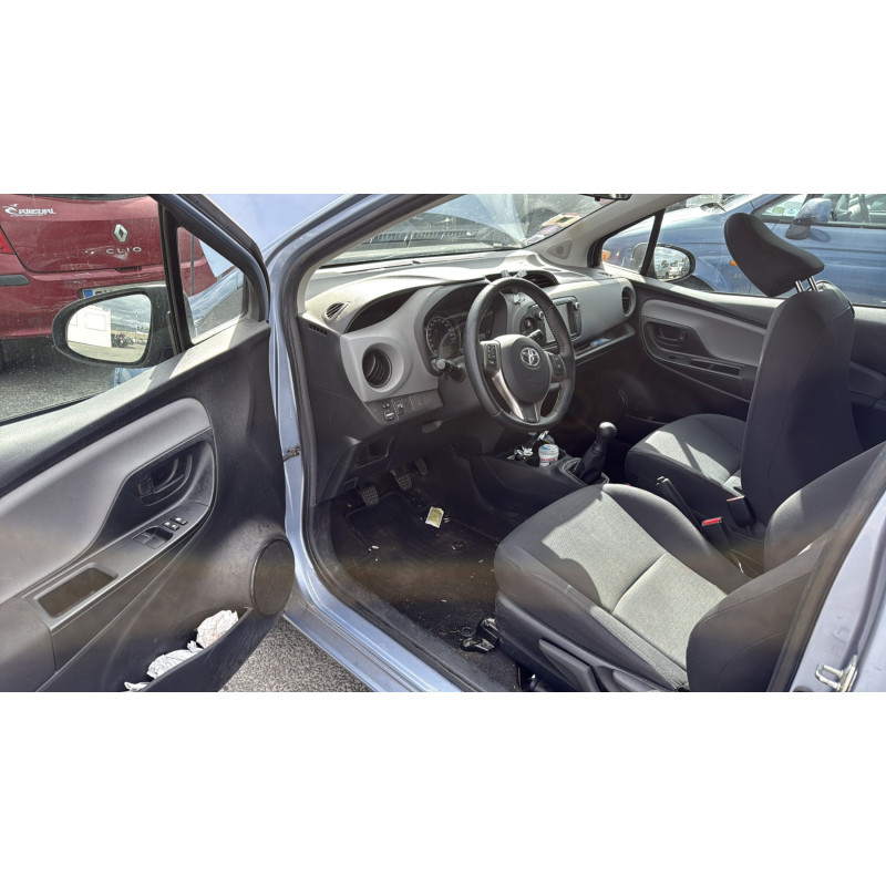 TOYOTA YARIS 3 PHASE 2 1.0 VVTI - 12V Photo n°13
