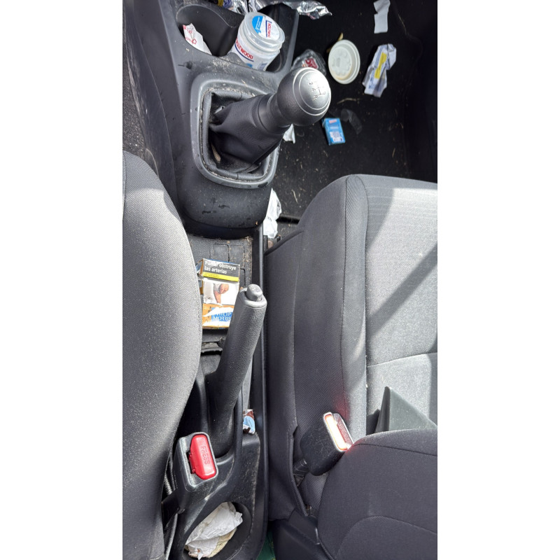 TOYOTA YARIS 3 PHASE 2 1.0 VVTI - 12V Photo n°14