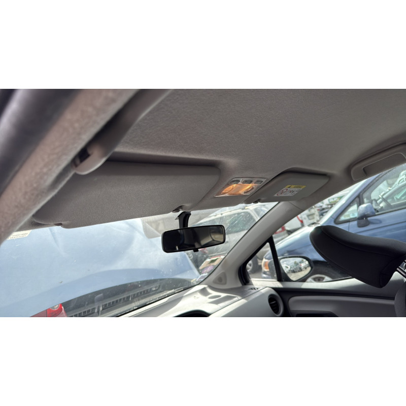 TOYOTA YARIS 3 PHASE 2 1.0 VVTI - 12V Photo n°17