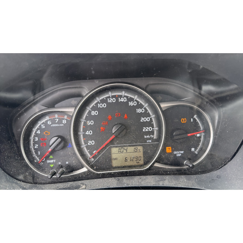 TOYOTA YARIS 3 PHASE 2 1.0 VVTI - 12V Photo n°19