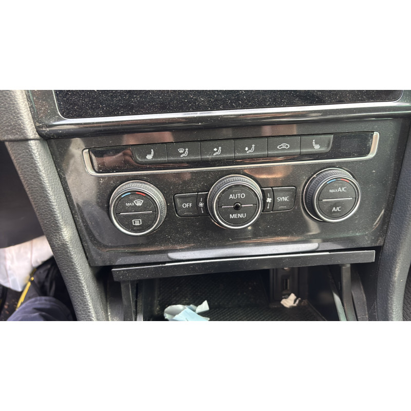 VOLKSWAGEN GOLF 7 PHASE 2 1.0 TSI - 12V TURBO Photo n°16