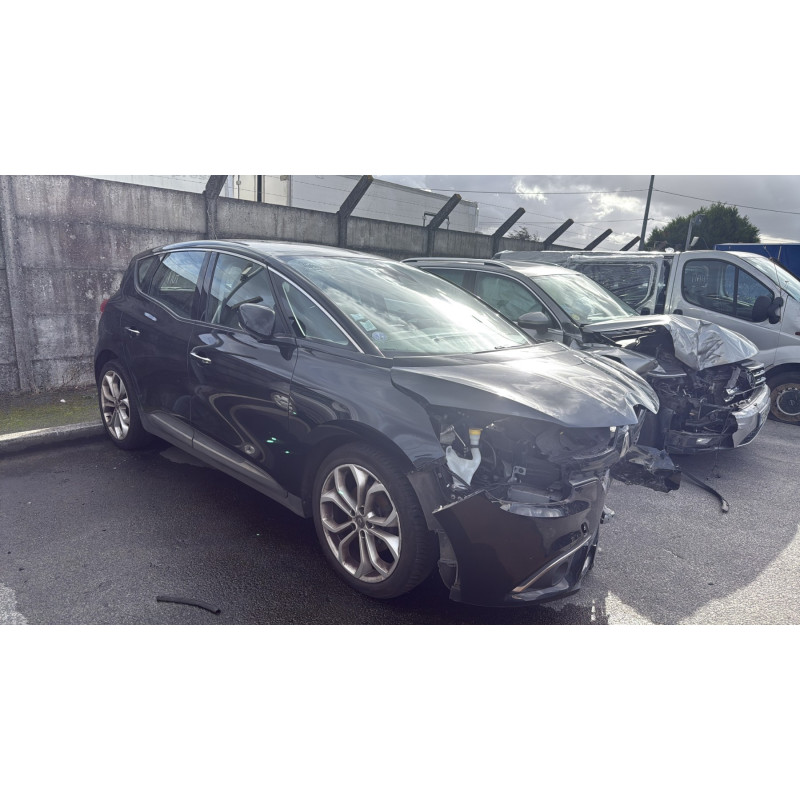 RENAULT SCENIC 4 1.2i - 16V TURBO TCE 130 Photo n°2