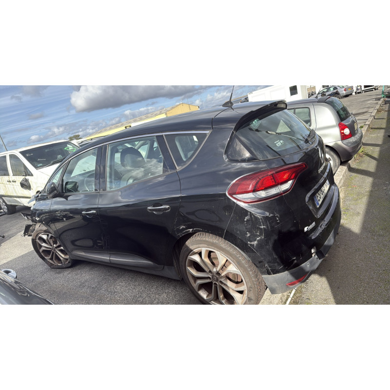 RENAULT SCENIC 4 1.2i - 16V TURBO TCE 130 Photo n°6