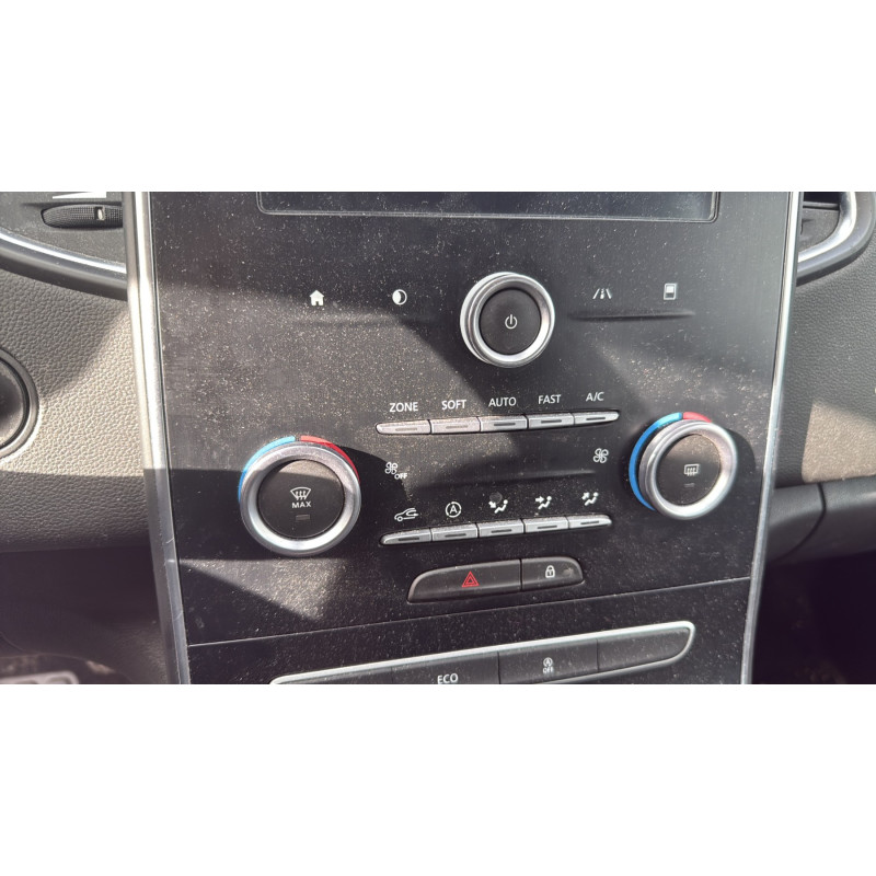 RENAULT SCENIC 4 1.2i - 16V TURBO TCE 130 Photo n°19