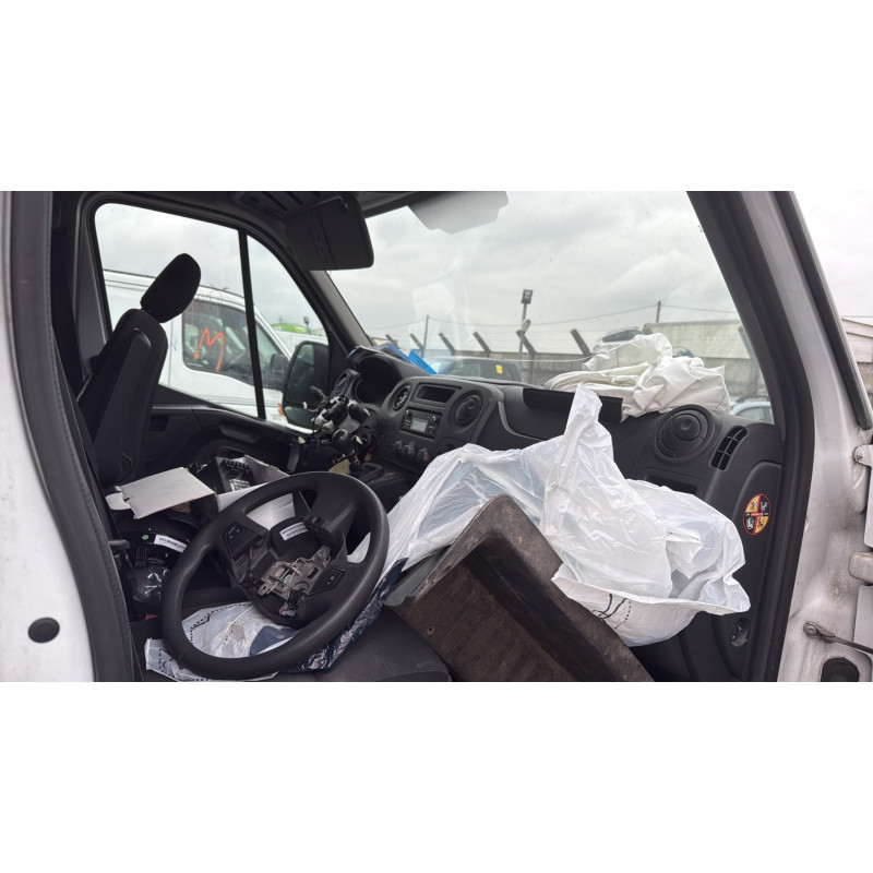 RENAULT MASTER 3 PHASE 2 2.3 BLUE DCI - 16V TURBO Photo n°13