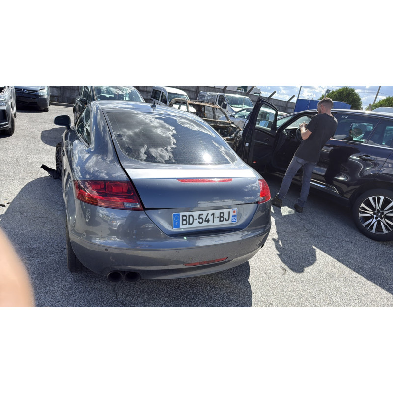 AUDI TT 2 COUPE PHASE 1 2.0 TFSI - 16V TURBO Photo n°5