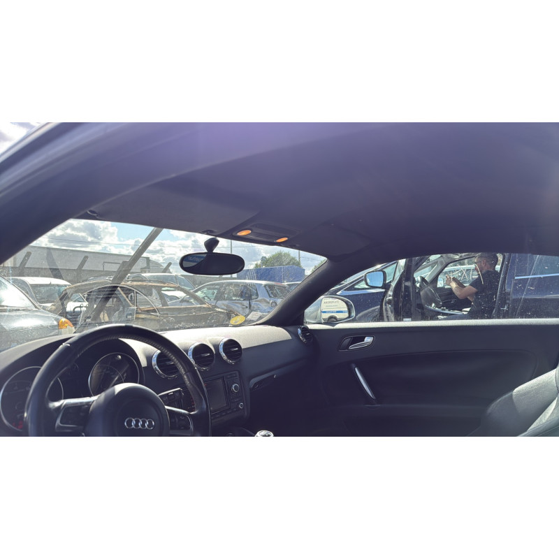 AUDI TT 2 COUPE PHASE 1 2.0 TFSI - 16V TURBO Photo n°10