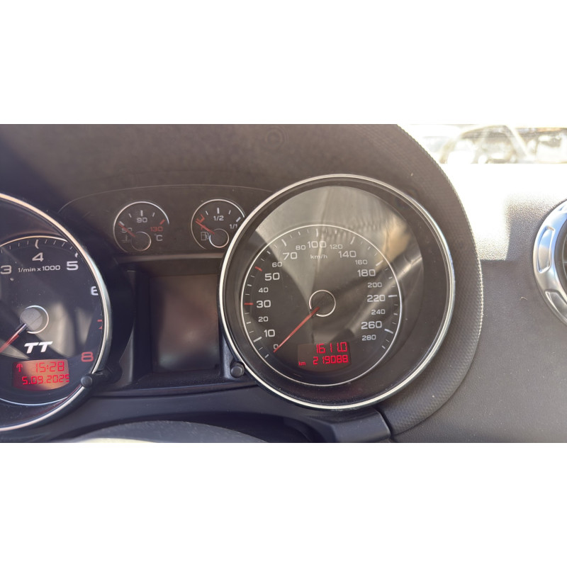 AUDI TT 2 COUPE PHASE 1 2.0 TFSI - 16V TURBO Photo n°15