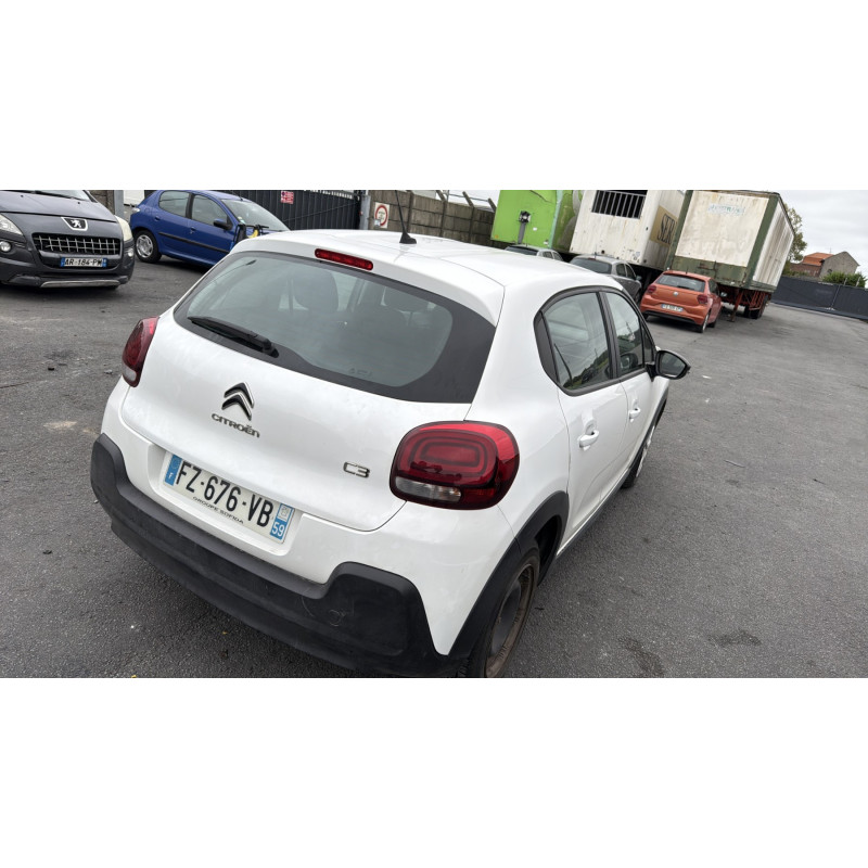 CITROEN C3 3 PHASE 2 1.5 BLUE HDI - 16V TURBO Photo n°3