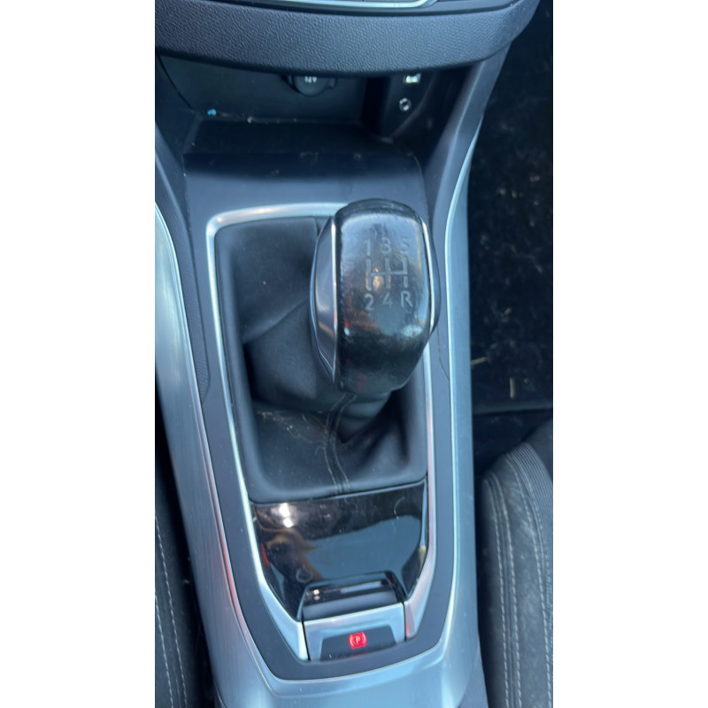 PEUGEOT 308 2 PHASE 2 1.2 PURETECH - 12V TURBO Photo n°8