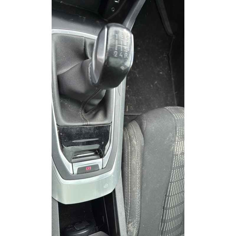 PEUGEOT 308 2 PHASE 2 1.2 PURETECH - 12V TURBO Photo n°29
