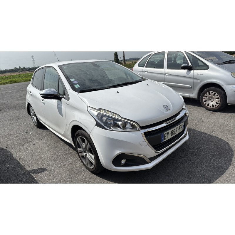 PEUGEOT 208 1 PHASE 2 1.2 VTI - 12V Photo n°3