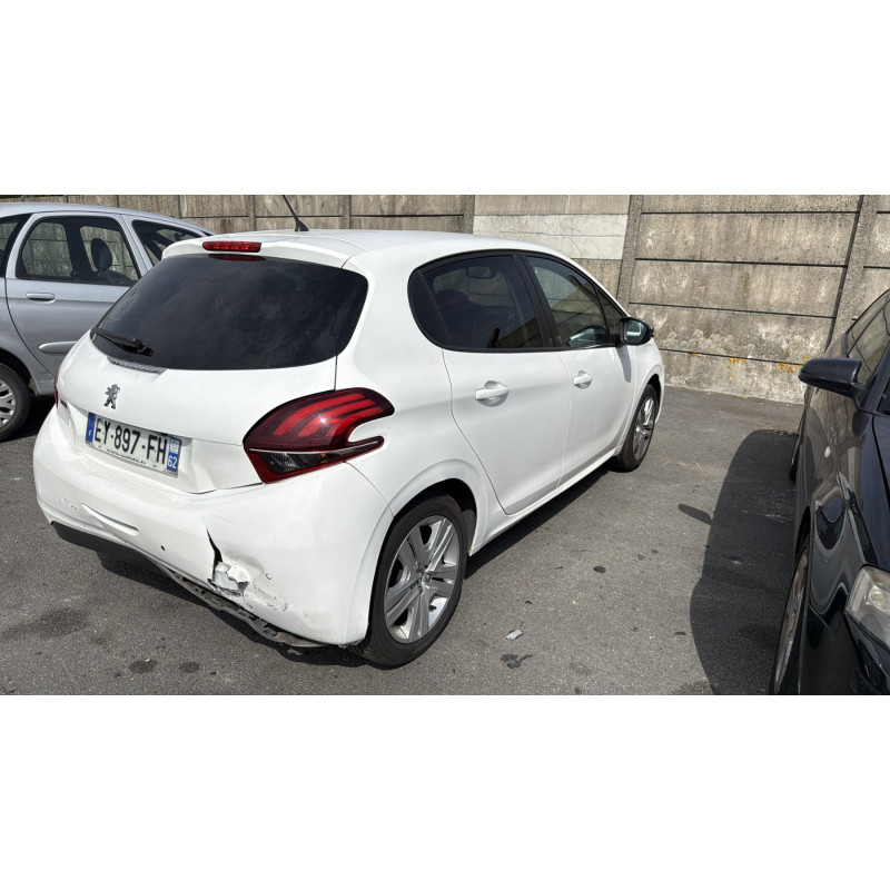 PEUGEOT 208 1 PHASE 2 1.2 VTI - 12V Photo n°4