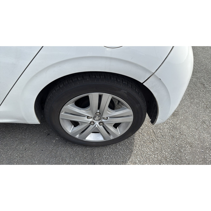 PEUGEOT 208 1 PHASE 2 1.2 VTI - 12V Photo n°18