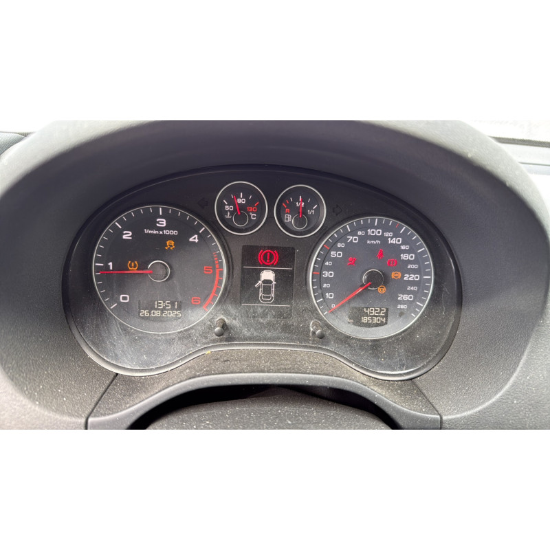 AUDI A3 2 SPORTBACK PHASE 2 2.0 TDI - 16V TURBO Photo n°19