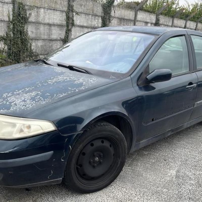 Feu arriere secondaire gauche (feux) RENAULT LAGUNA 2 Photo n°4