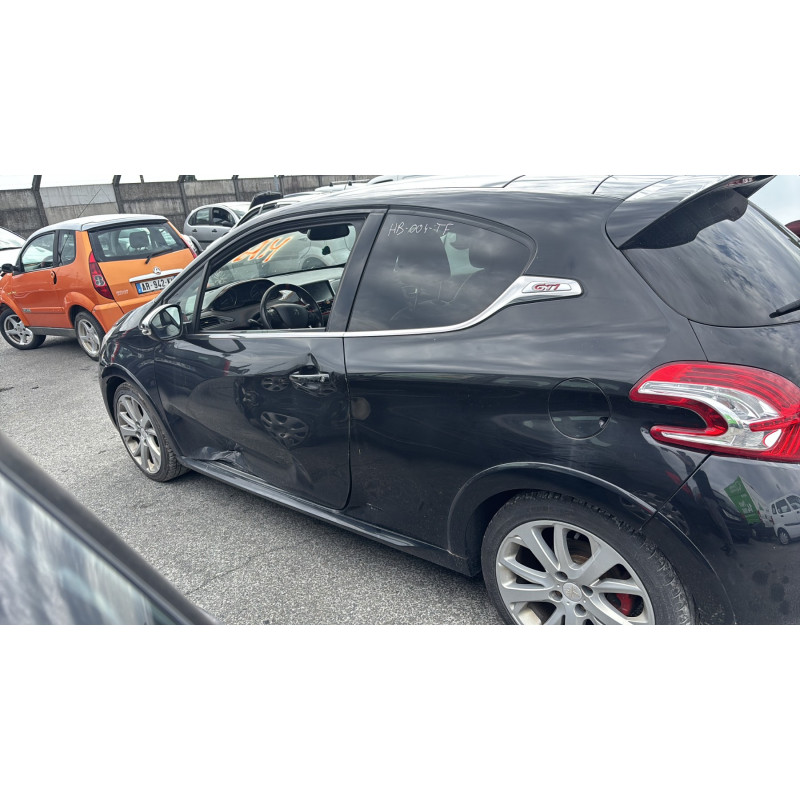 PEUGEOT 208 1 PHASE 1 1.6 THP - 16V TURBO Photo n°17