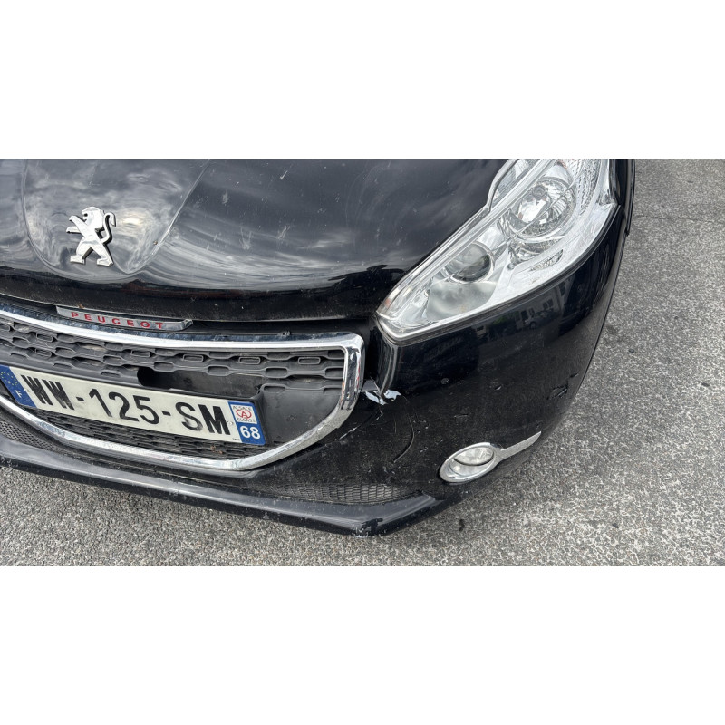 PEUGEOT 208 1 PHASE 1 1.6 THP - 16V TURBO Photo n°22