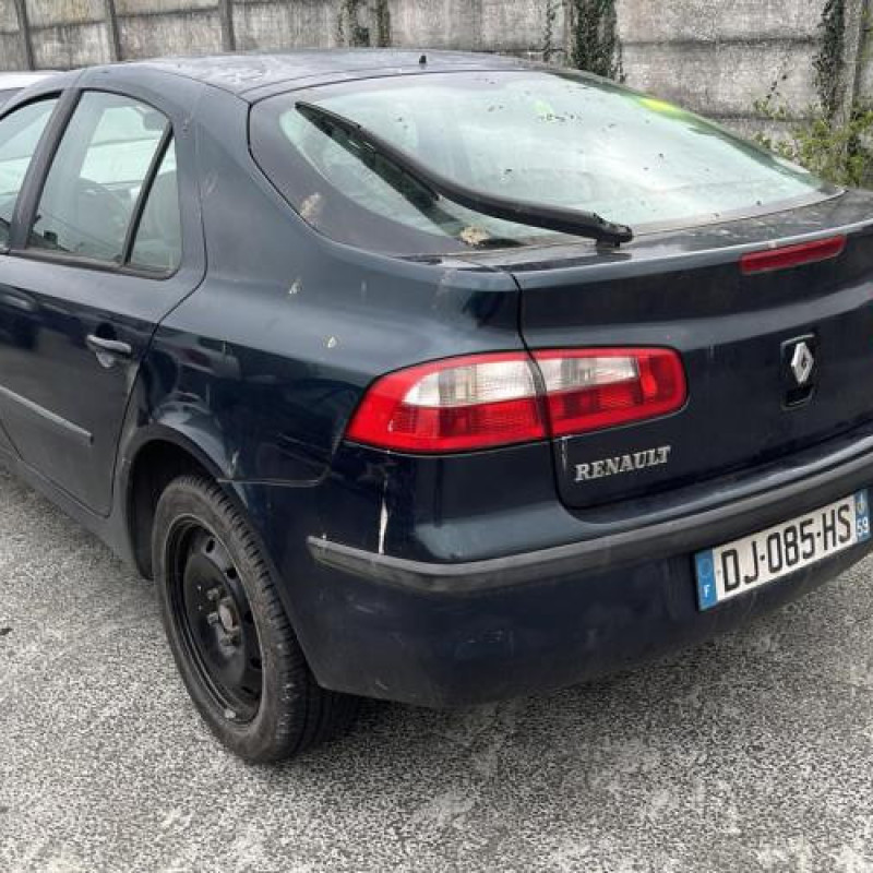 Feu arriere secondaire gauche (feux) RENAULT LAGUNA 2 Photo n°8