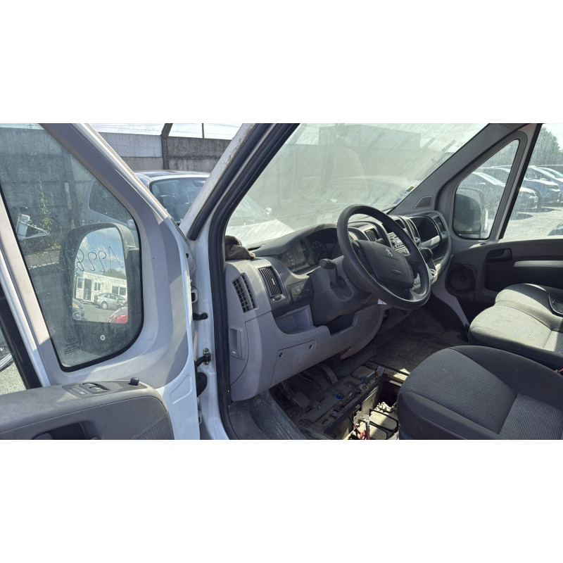 PEUGEOT BOXER 3 PHASE 1 2.2 HDI - 16V TURBO Photo n°10