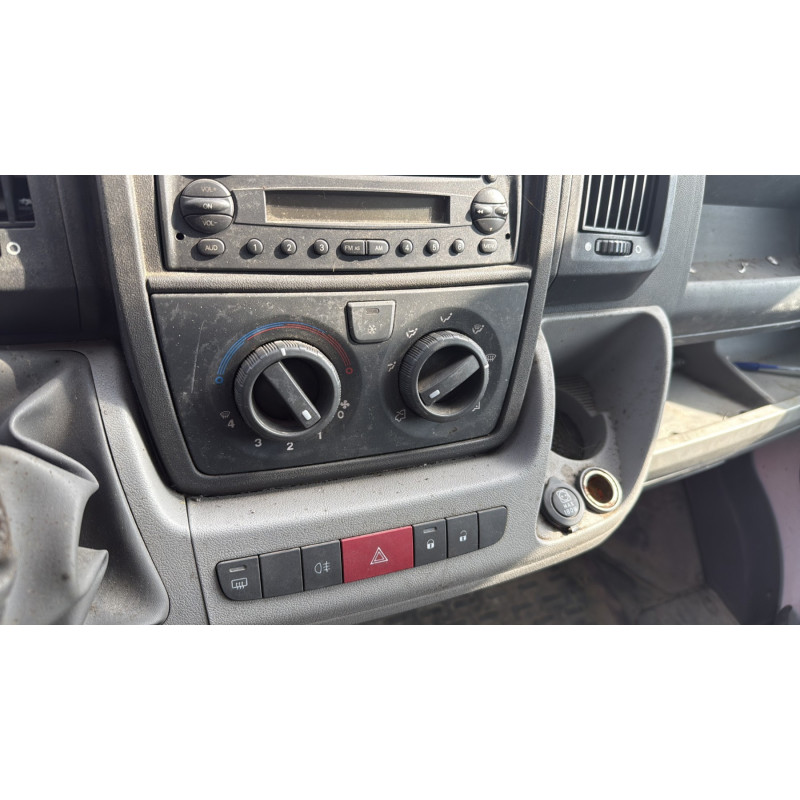 PEUGEOT BOXER 3 PHASE 1 2.2 HDI - 16V TURBO Photo n°14