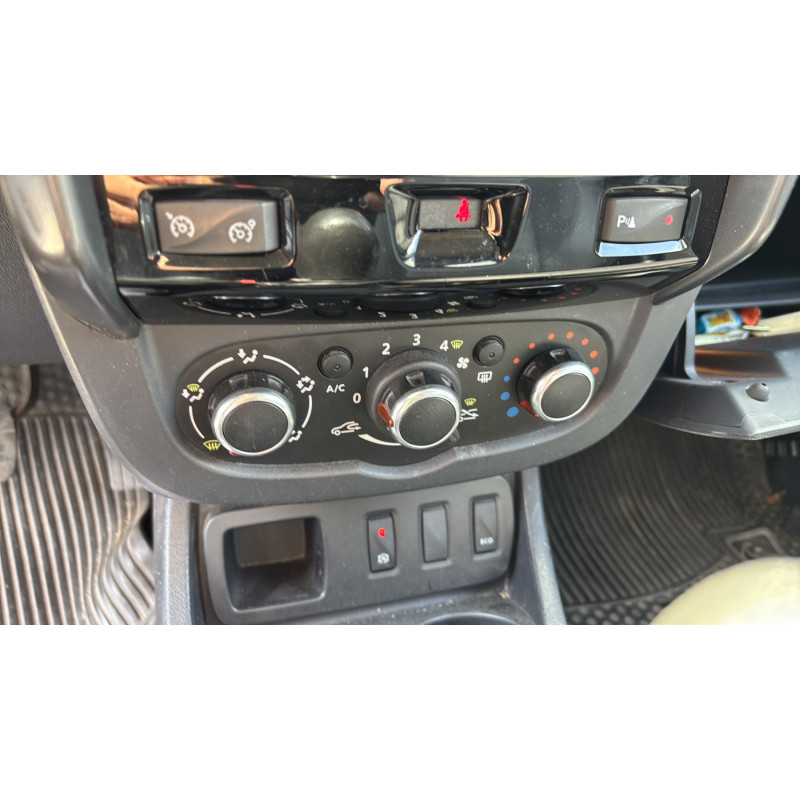 DACIA DUSTER 1 PHASE 2 1.5 DCI - 8V TURBO Photo n°18
